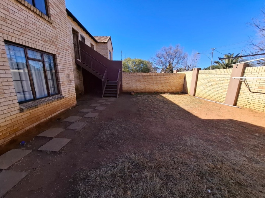 To Let 2 Bedroom Property for Rent in Wilgehof Free State